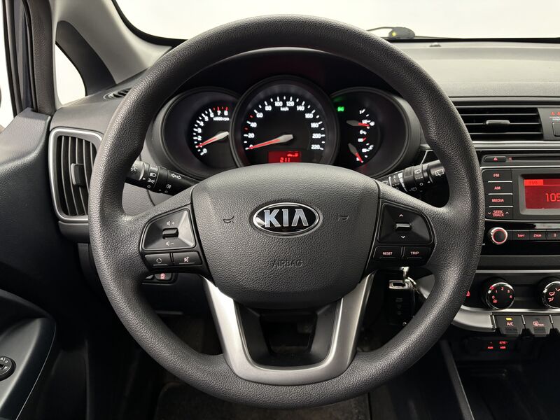 Kia Rio vaihtoauto