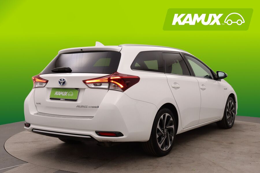 Toyota Auris vaihtoauto