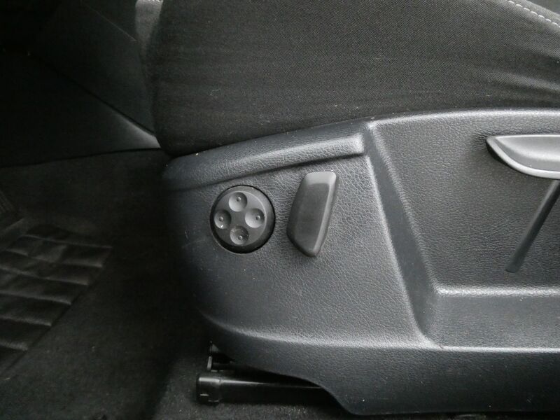 SEAT Alhambra vaihtoauto