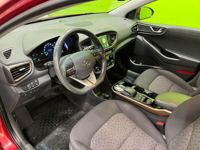 Hyundai IONIQ electric vaihtoauto