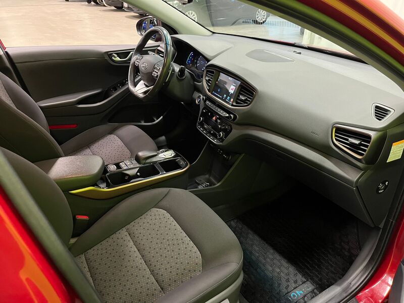 Hyundai IONIQ electric vaihtoauto