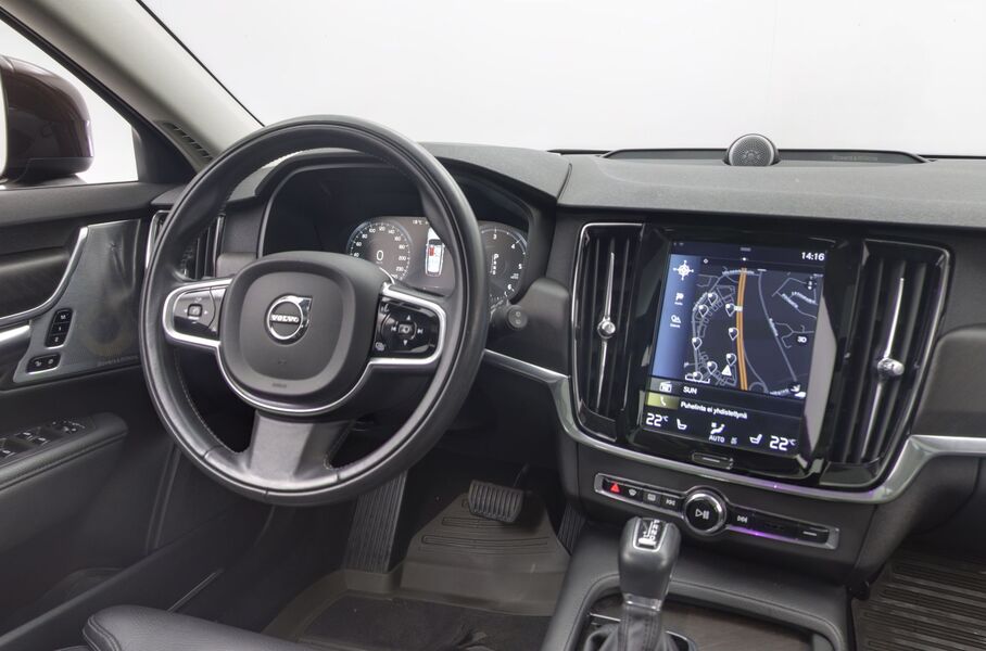 Volvo V90 Cross Country vaihtoauto