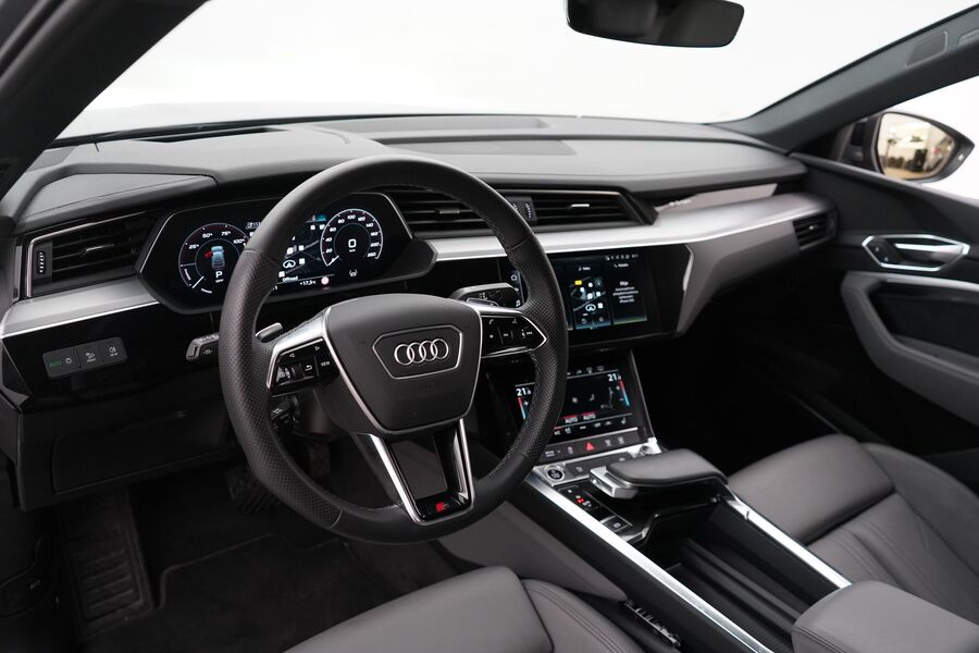 Audi e-tron vaihtoauto