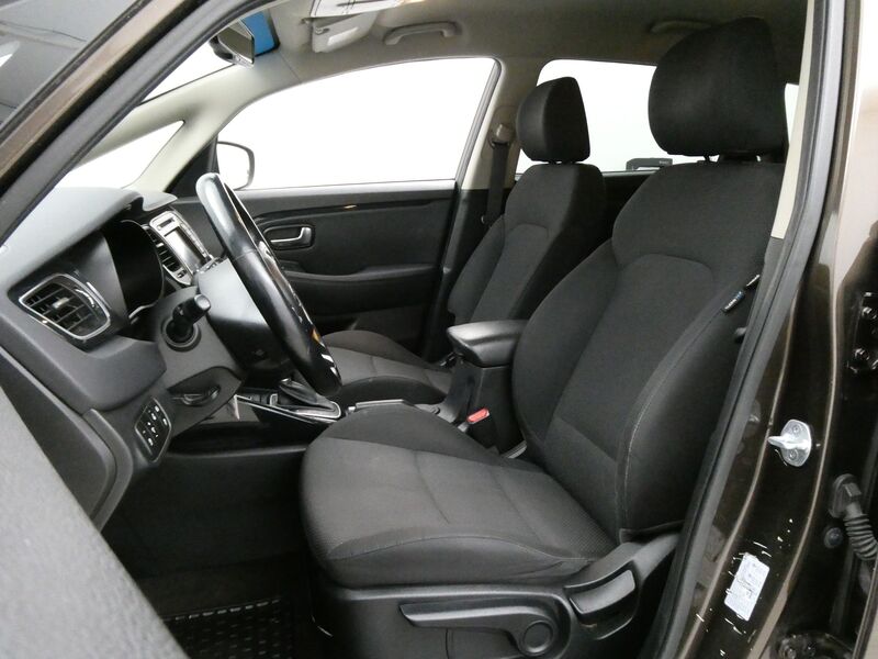Kia Carens vaihtoauto