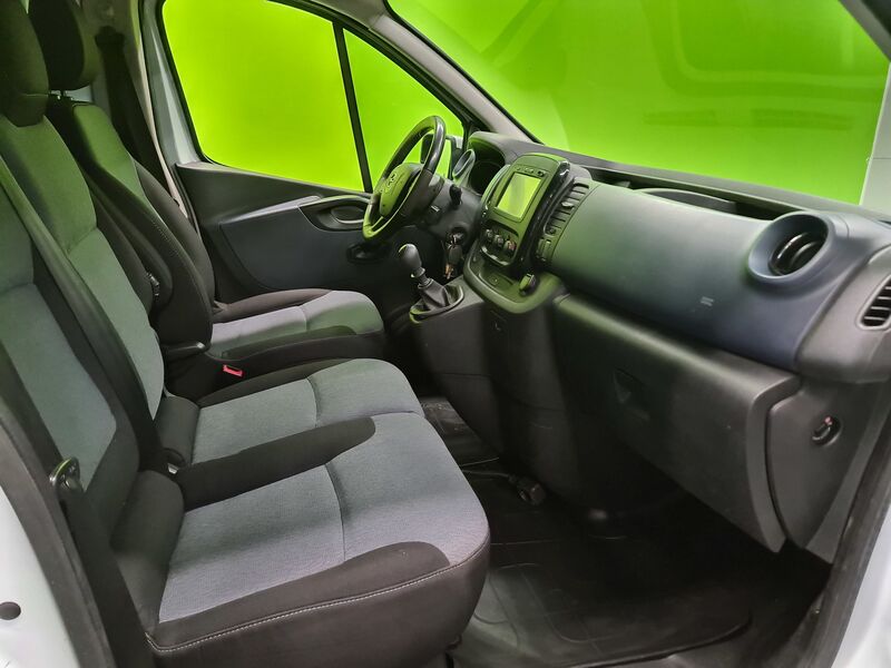 Opel Vivaro vaihtoauto