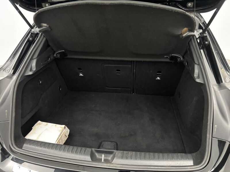 Mercedes-Benz GLA vaihtoauto