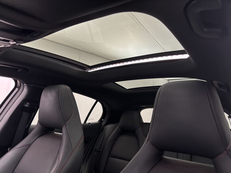 Mercedes-Benz GLA vaihtoauto