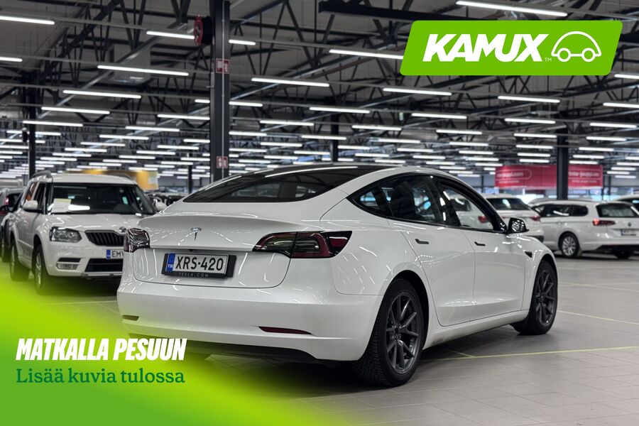 Tesla Model 3 vaihtoauto