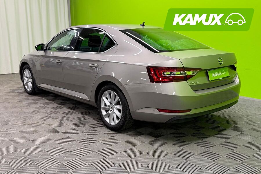 Skoda Superb vaihtoauto