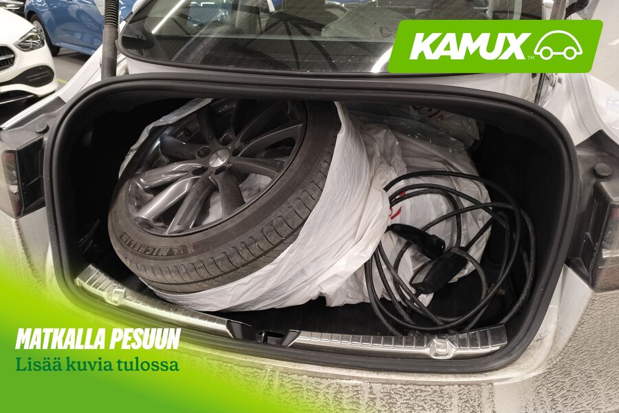 Tesla Model 3 vaihtoauto