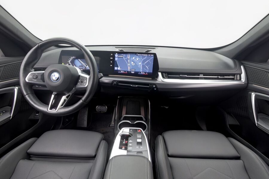 BMW iX1 vaihtoauto