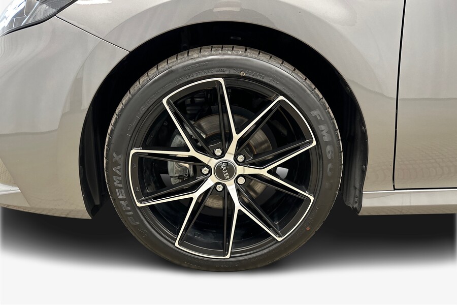 Toyota Camry vaihtoauto