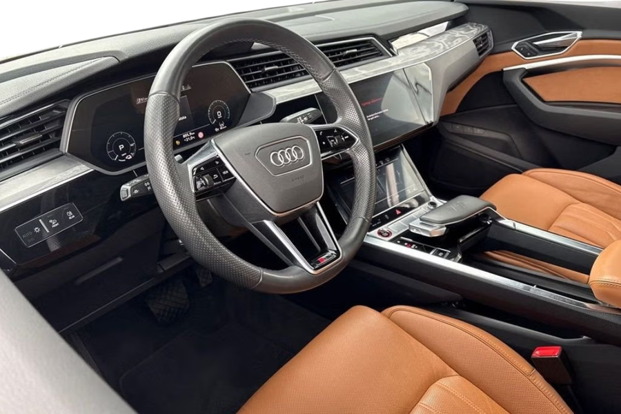 Audi e-tron vaihtoauto