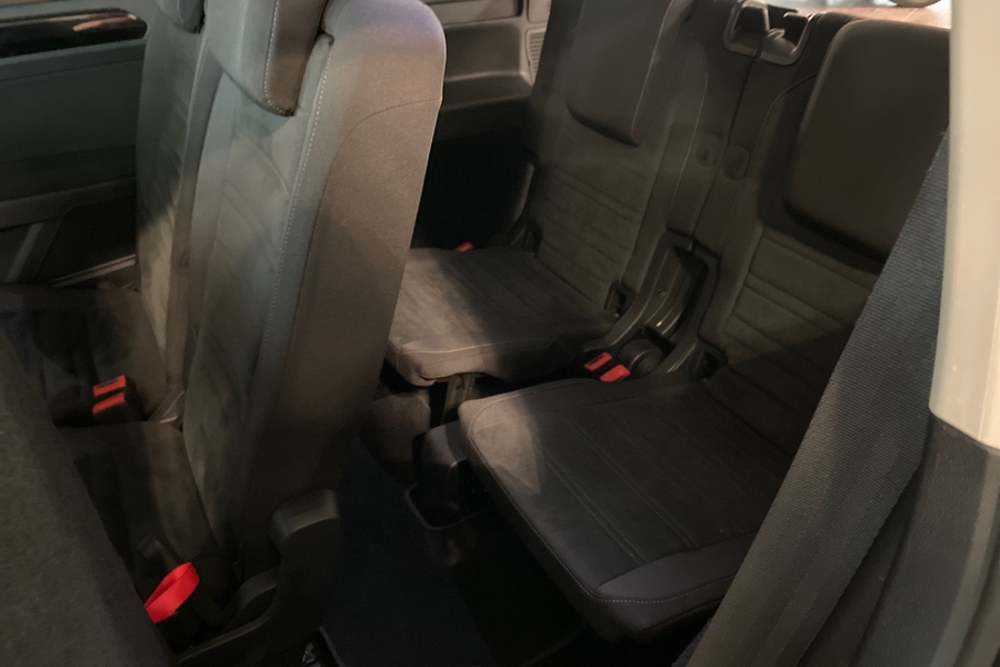 Volkswagen Touran vaihtoauto