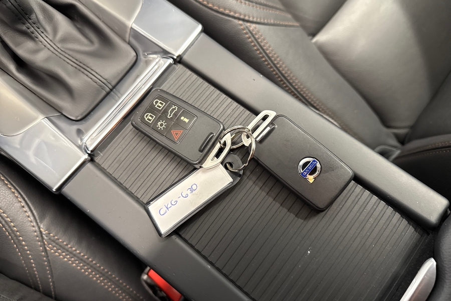 Volvo V60 Cross Country vaihtoauto