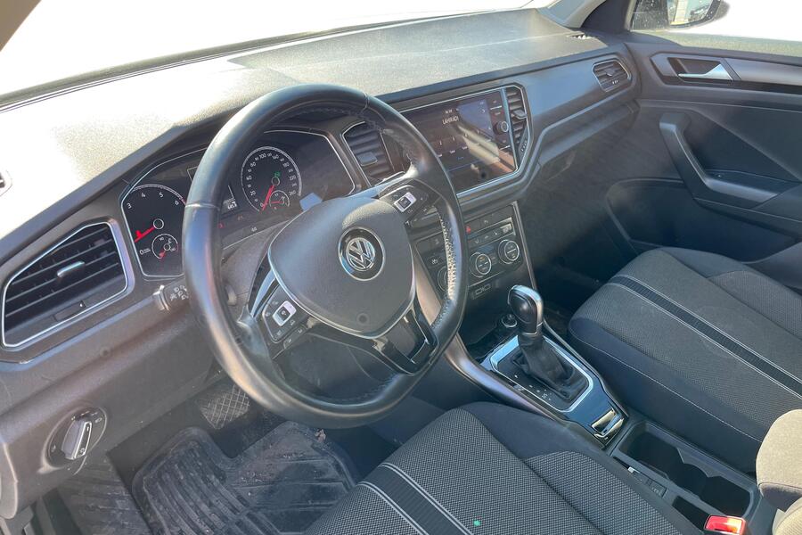 Volkswagen T-Roc vaihtoauto