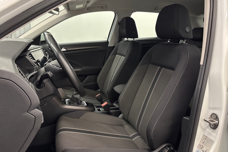 Volkswagen T-Roc vaihtoauto