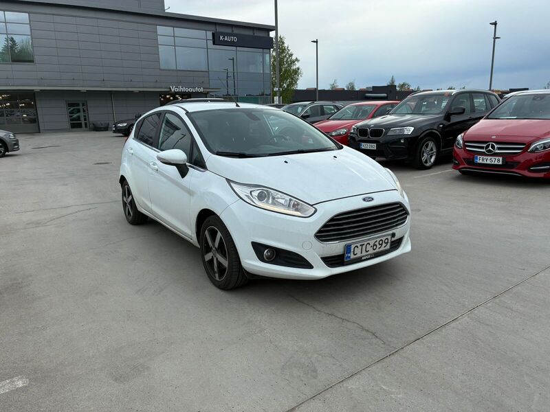 Ford Fiesta vaihtoauto