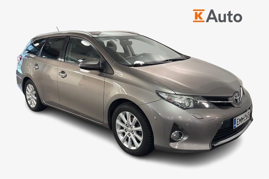 Toyota Auris vaihtoauto