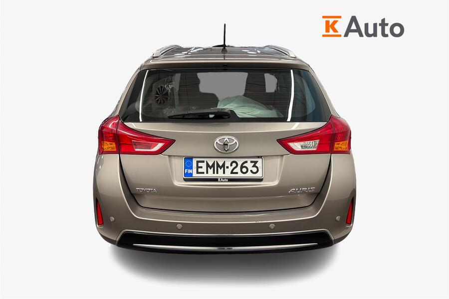 Toyota Auris vaihtoauto