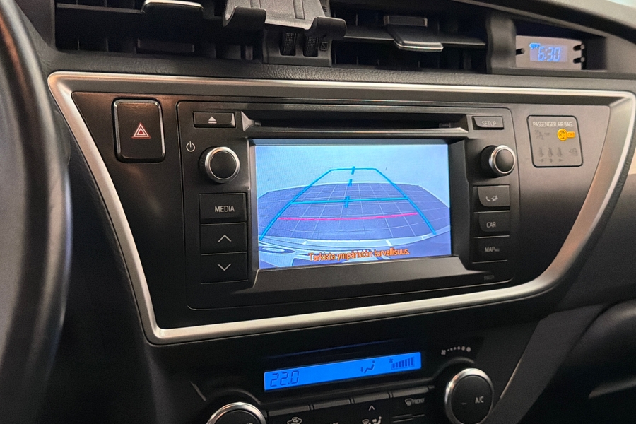 Toyota Auris vaihtoauto