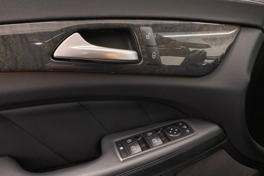 Mercedes-Benz CLS vaihtoauto