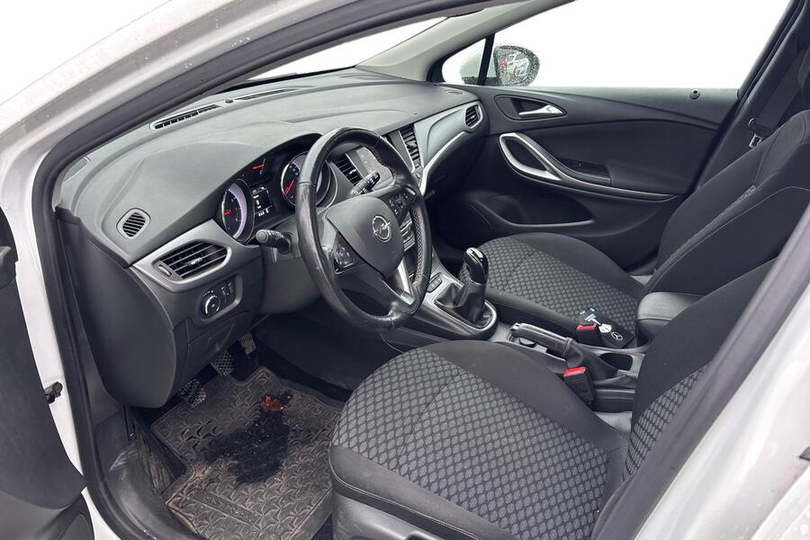 Opel Astra vaihtoauto