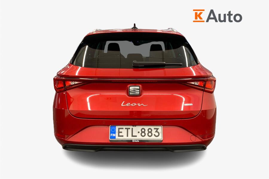 SEAT Leon Sportstourer vaihtoauto