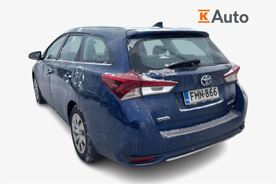 Toyota Auris vaihtoauto