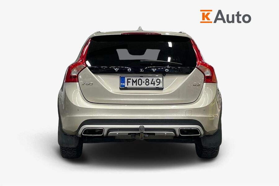 Volvo V60 Cross Country vaihtoauto