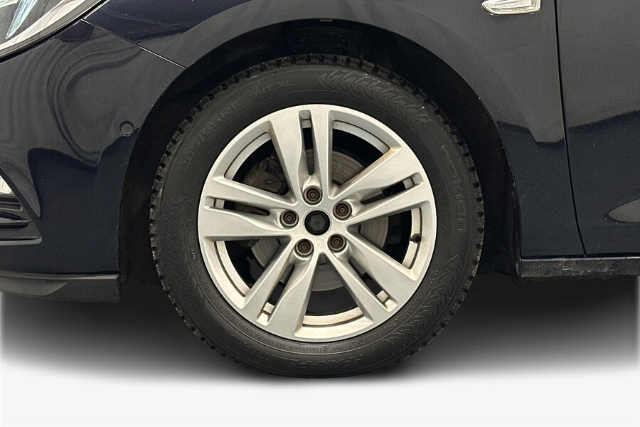 Opel Astra vaihtoauto