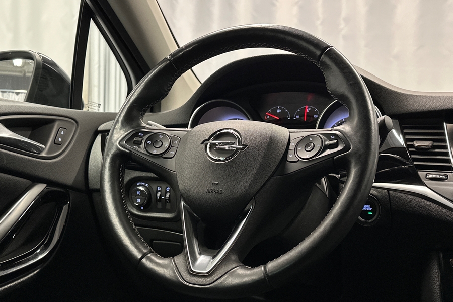 Opel Astra vaihtoauto