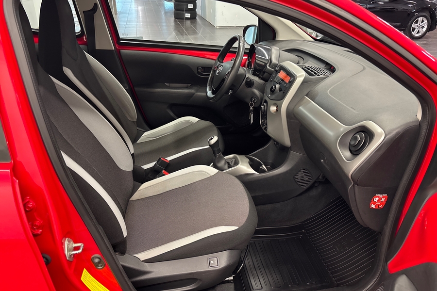 Toyota AYGO vaihtoauto