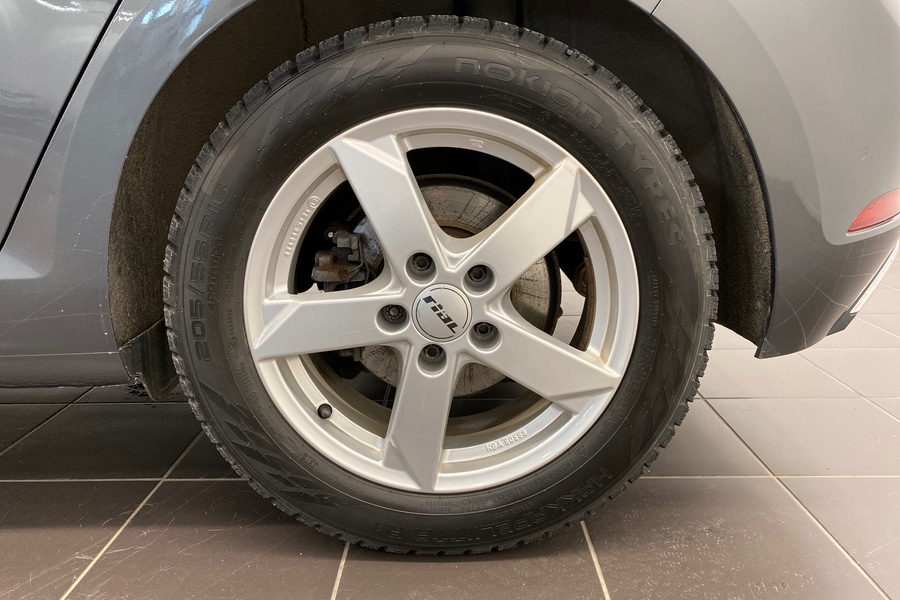 Volkswagen Golf vaihtoauto