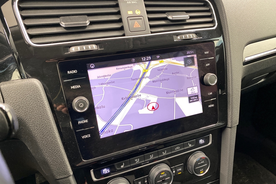 Volkswagen Golf vaihtoauto