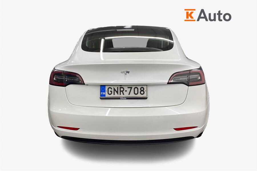 Tesla Model 3 vaihtoauto