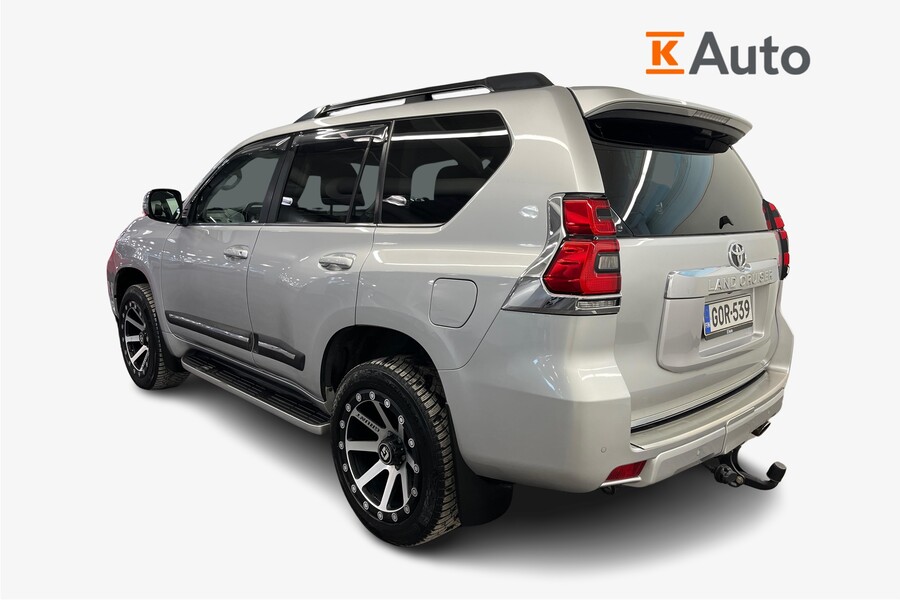 Toyota Land Cruiser vaihtoauto