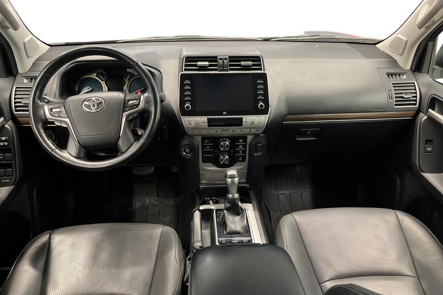 Toyota Land Cruiser vaihtoauto