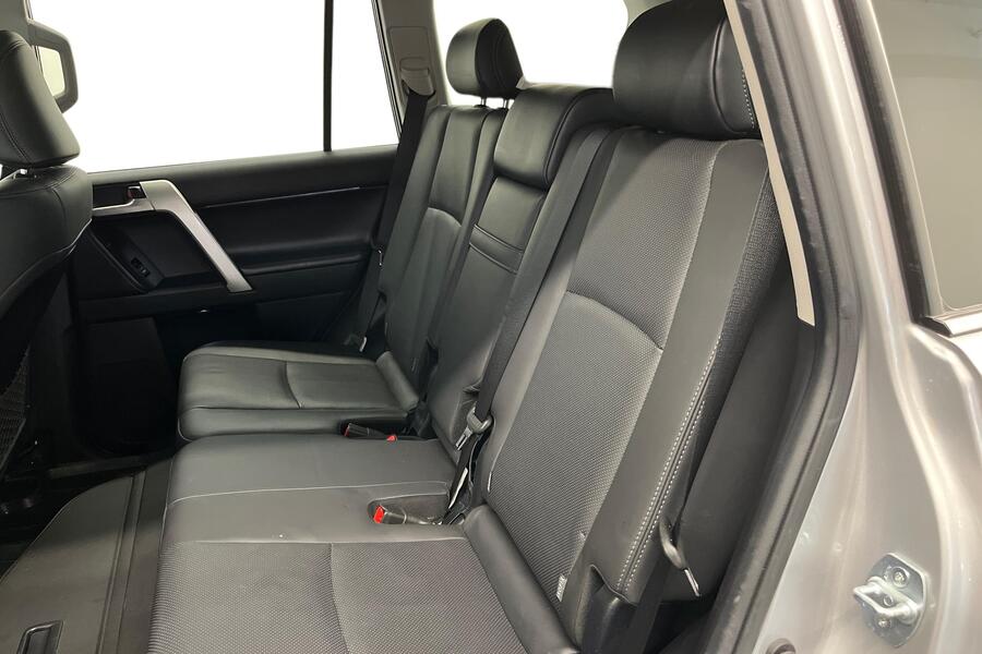 Toyota Land Cruiser vaihtoauto