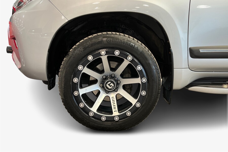 Toyota Land Cruiser vaihtoauto