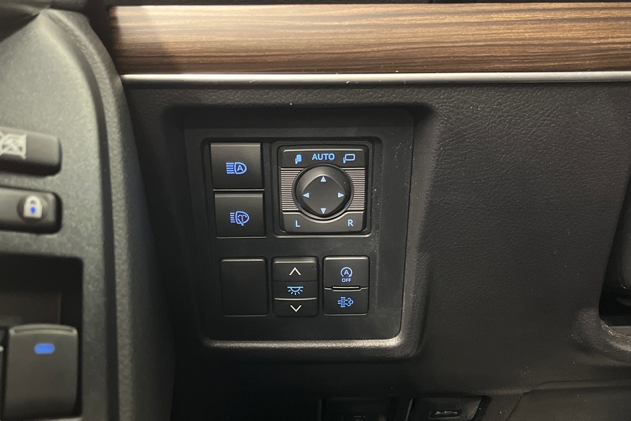 Toyota Land Cruiser vaihtoauto