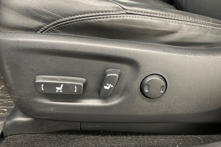 Toyota Land Cruiser vaihtoauto