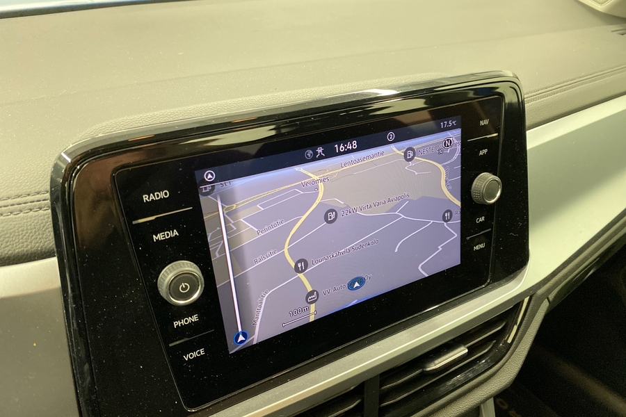 Volkswagen T-Roc vaihtoauto