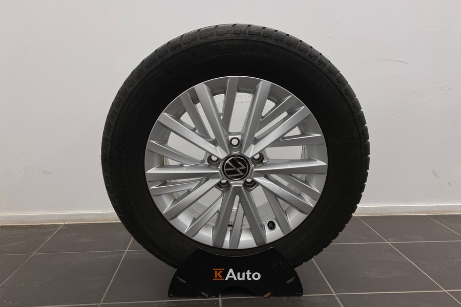 Volkswagen T-Roc vaihtoauto