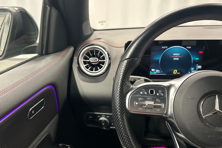 Mercedes-Benz EQB vaihtoauto