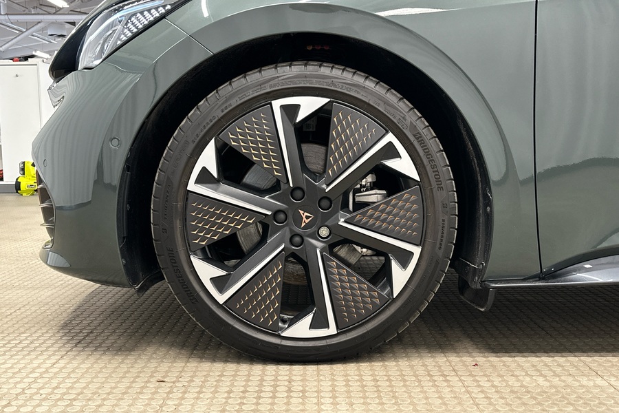 Cupra Born vaihtoauto