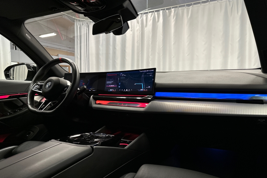 BMW i5 M60 vaihtoauto