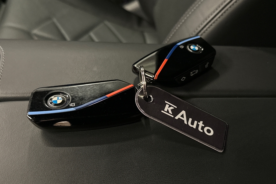 BMW i5 M60 vaihtoauto