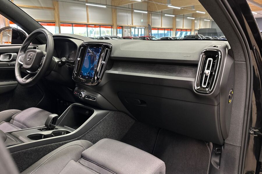 Volvo EX40 vaihtoauto