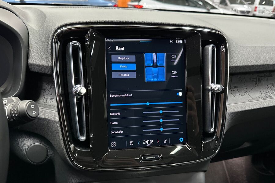 Volvo EX40 vaihtoauto